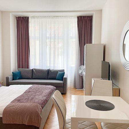 Gold Art Apartments Prague Ngoại thất bức ảnh