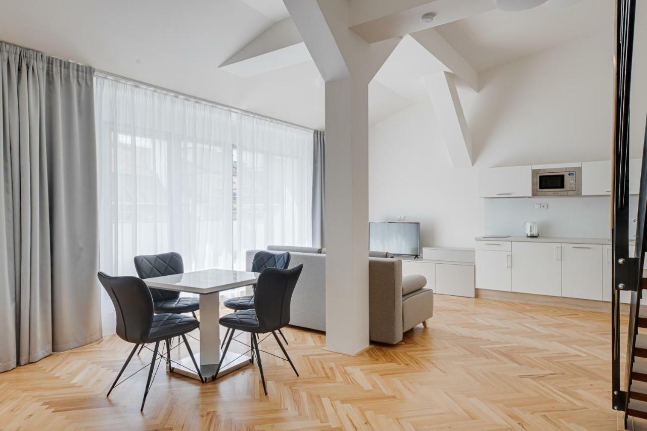 Gold Art Apartments Prague Ngoại thất bức ảnh