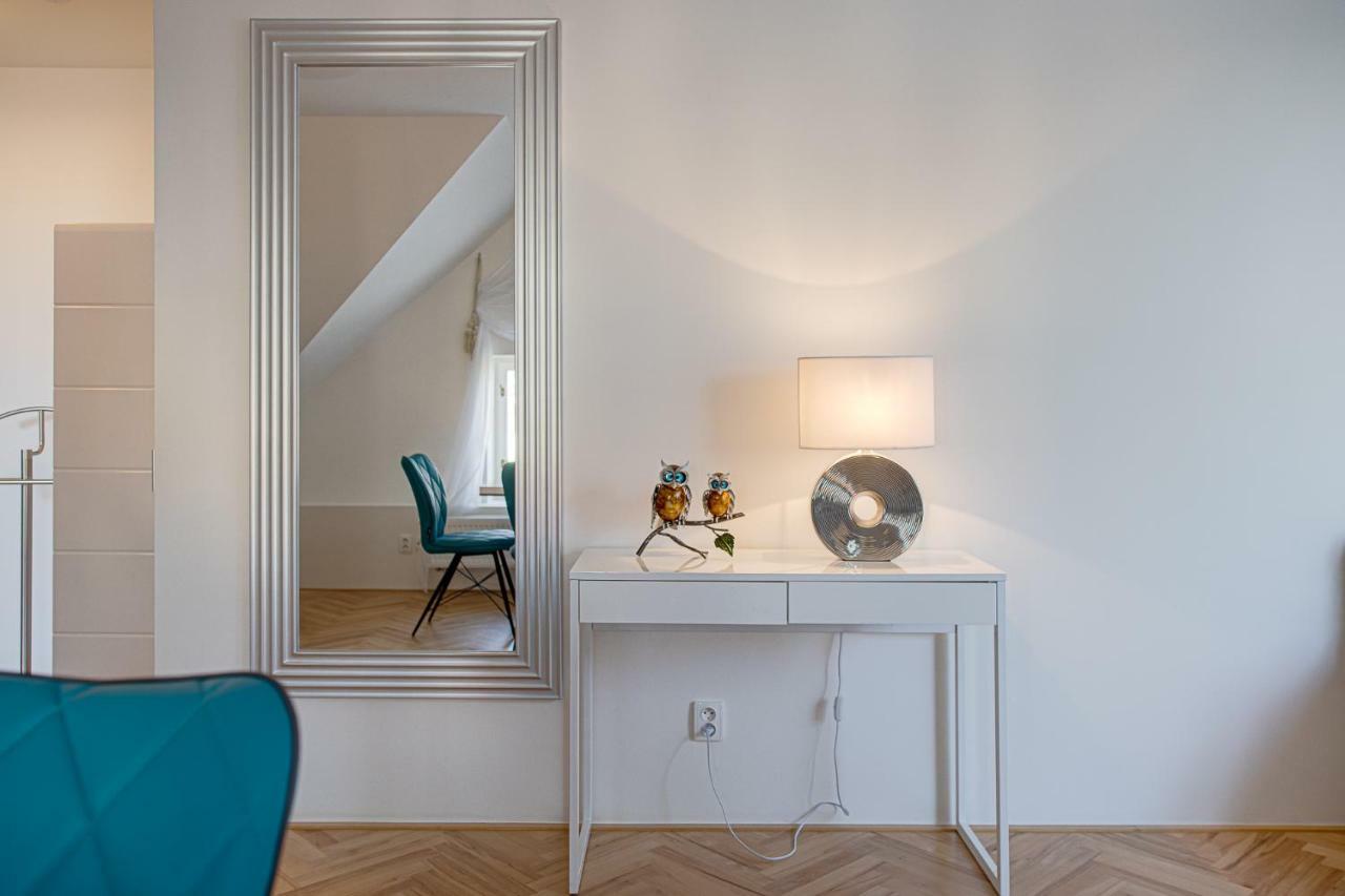 Gold Art Apartments Prague Ngoại thất bức ảnh
