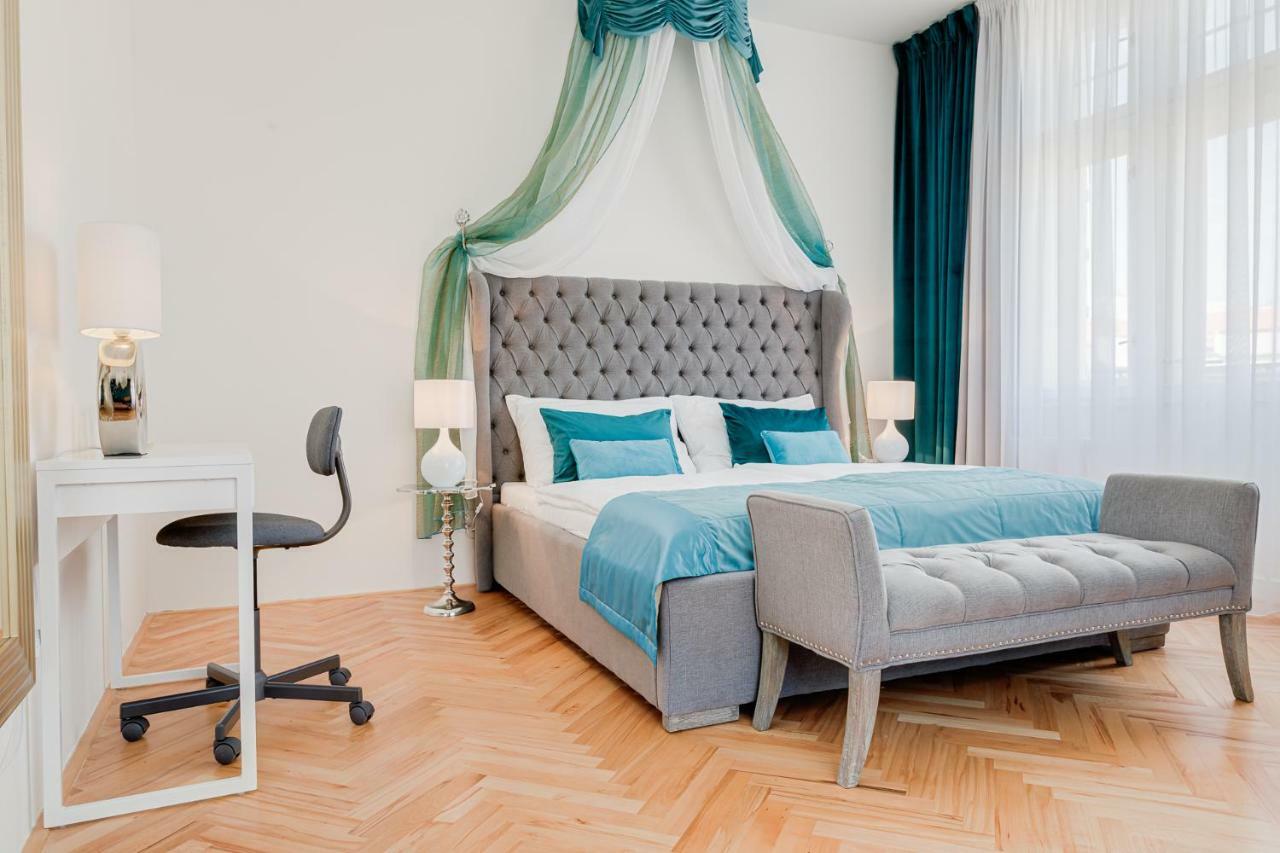 Gold Art Apartments Prague Ngoại thất bức ảnh
